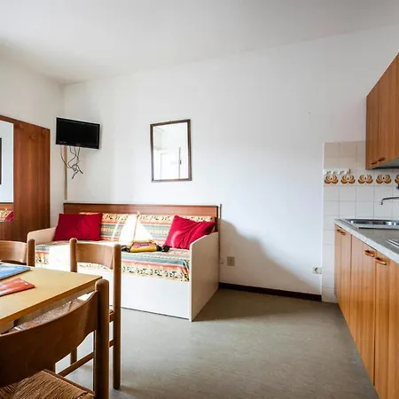 아파트 Holiday Park Michelangelo, Spiaggia 비비오네